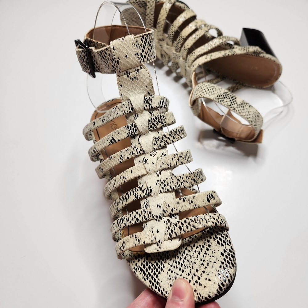 Vionic White & Black Snake Reptile Print Sami Block Heel Sandals Womens Size 9.5 - Picture 4 of 8